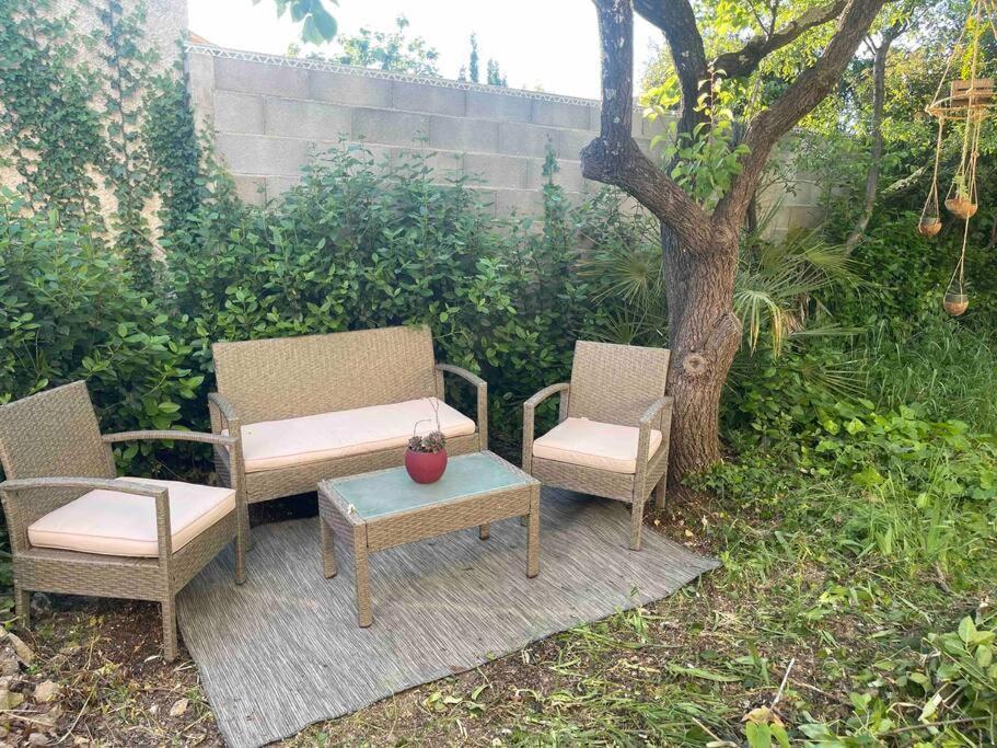 Maison 3Chambres ,Climatisee Nimes Ngoại thất bức ảnh